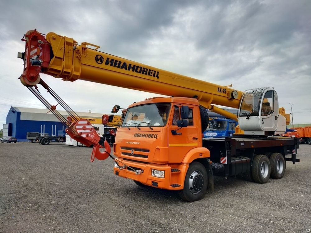 Автокран Ивановец 25 тонн фото